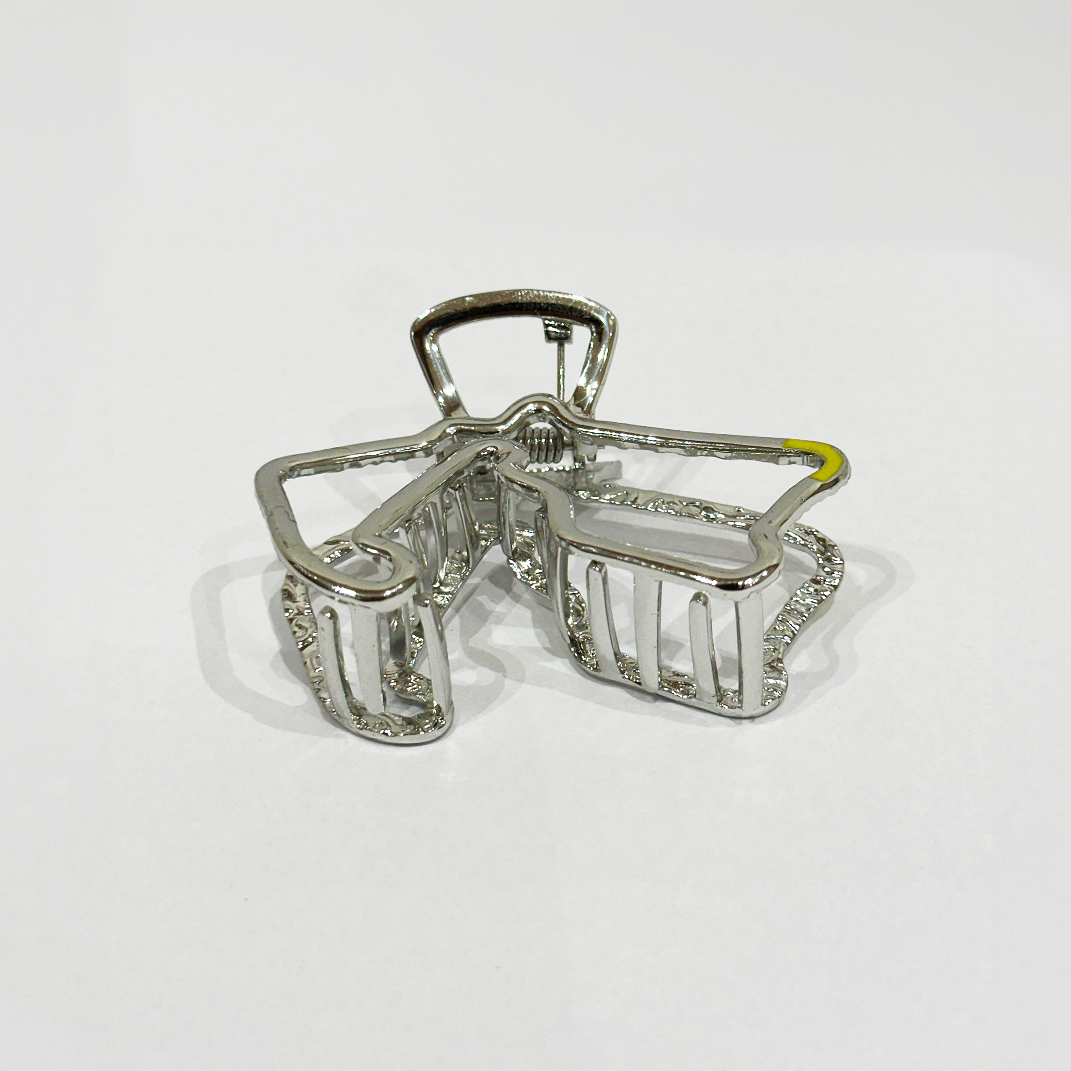 LANDOSTAND HAIR CLAW